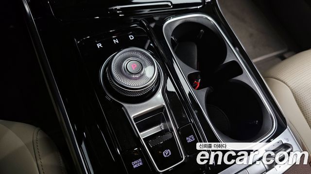 Kia Carnival (IV) Gasoline 9-Seater Signature 2023 — фото 9