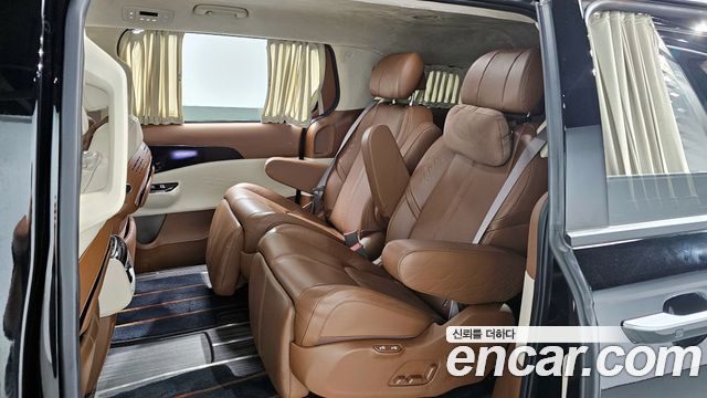 Kia Carnival (IV) Gasoline 9-Seater Signature 2023 — фото 11