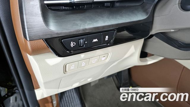 Kia Carnival (IV) Gasoline 9-Seater Signature 2023 — фото 15