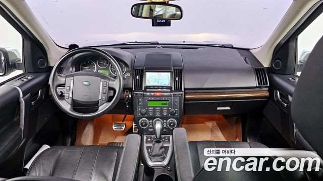 Land Rover Freelander 2 2.2 SD4 HSE 2011 — фото 7