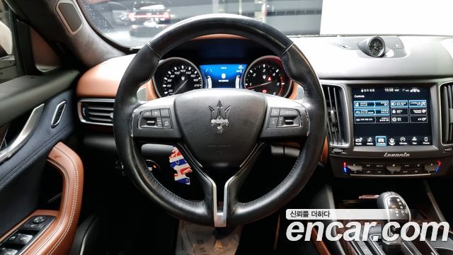 Maserati Levante 3.0 Diesel AWD GranLusso 2018 — фото 13