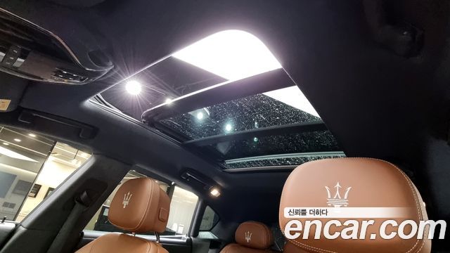 Maserati Levante 3.0 Diesel AWD GranLusso 2018 — фото 19