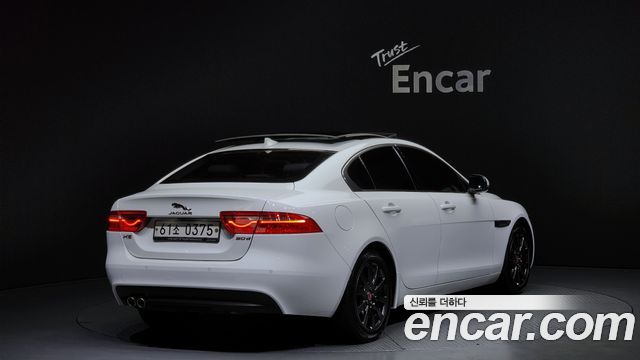 Jaguar XE 20d Prestige 2016 — фото 2