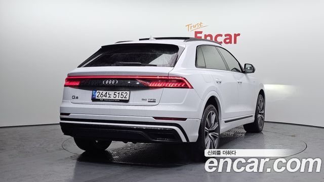Audi Q8 (4M) 55 TFSI Quattro Premium 2021 — фото 2