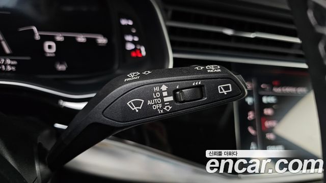 Audi Q8 (4M) 55 TFSI Quattro Premium 2021 — фото 14