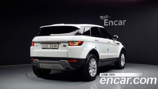 Land Rover Range Rover Evoque 2.0 TD4 SE 2017 — фото 2