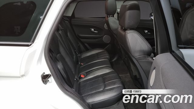 Land Rover Range Rover Evoque 2.0 TD4 SE 2017 — фото 12