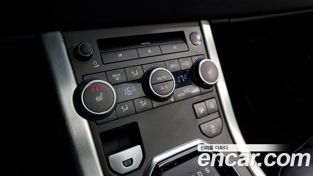 Land Rover Range Rover Evoque 2.0 TD4 SE 2017 — фото 17