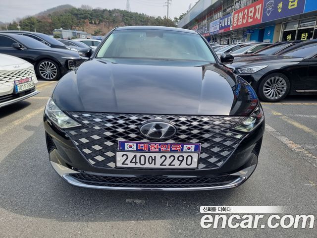 Hyundai Grandeur (IG) 2.5 Le Blanc