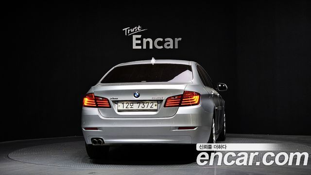 BMW 5 Series (F10) 528i xDrive 2014 — фото 4