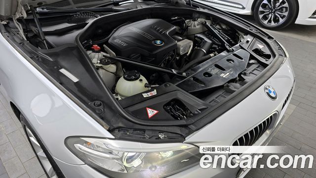 BMW 5 Series (F10) 528i xDrive 2014 — фото 6