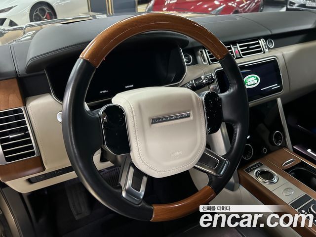 Land Rover Range Rover (IV) 4.4 SDV8 AB LWB DIESEL 2019 — фото 8