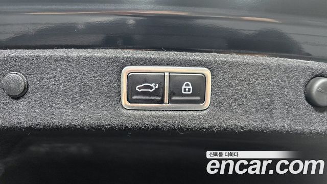 Hyundai Grandeur Hybrid (GN7) Calligraphy 2023 — фото 19