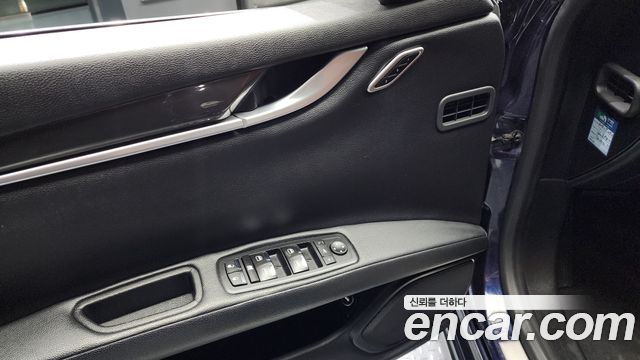 Maserati Ghibli 3.0 Diesel 3rd 2015 — фото 17