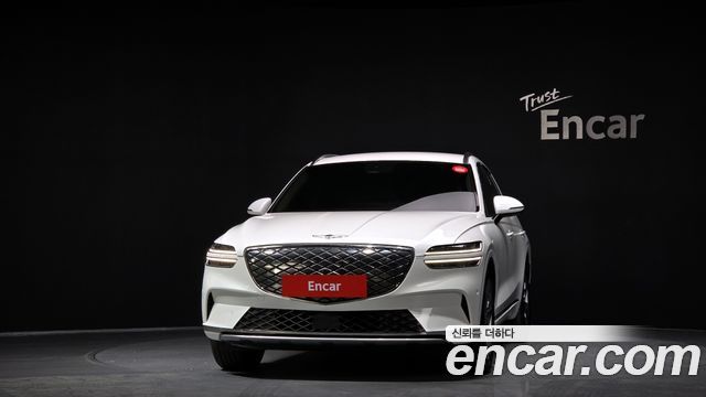 Genesis Electrified (GV70) e-AWD 2022 — фото 3