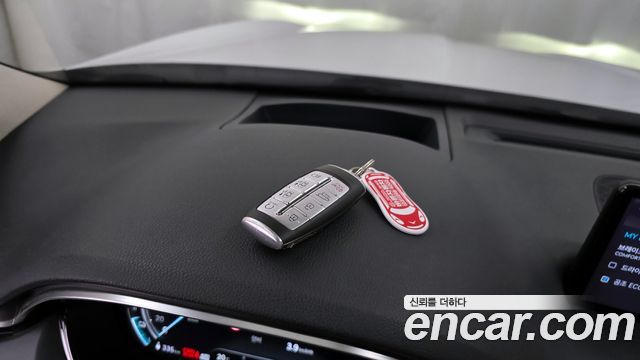 Genesis Electrified (GV70) e-AWD 2022 — фото 22
