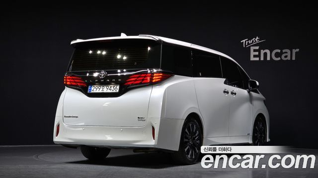 Toyota Alphard (IV) 2.5 HEV Executive AWD 2024 — фото 2