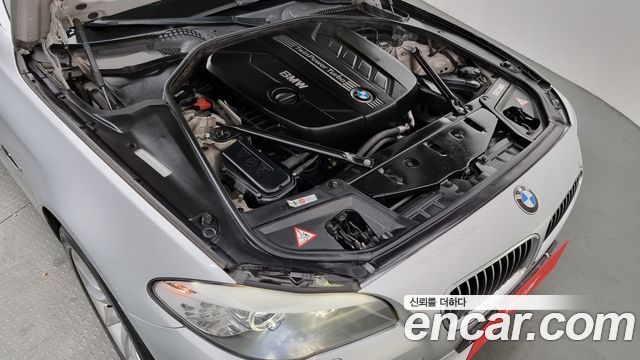 BMW 5 Series (F10) 520d 2013 — фото 6