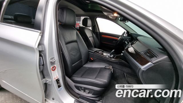 BMW 5 Series (F10) 520d 2013 — фото 10