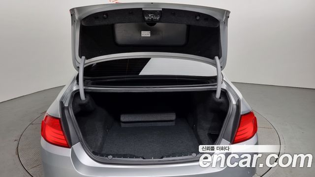 BMW 5 Series (F10) 520d 2013 — фото 20