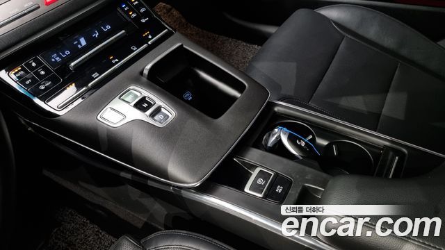 Hyundai Grandeur (IG) 3.0 LPi Rent Car Premium 2021 — фото 9