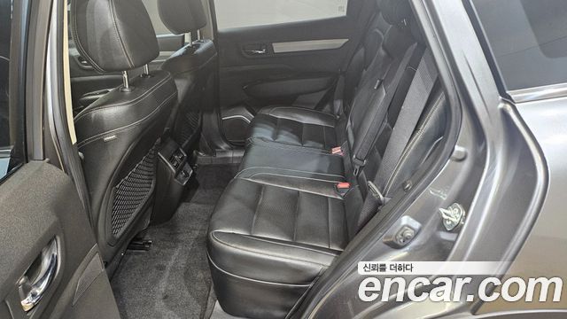 Renault Korea QM6 2.0 LPe LE Signature 2WD 2022 — фото 7