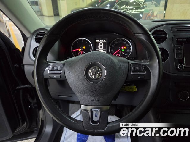 Volkswagen Tiguan 2.0 TSI 5N 2015 — фото 10