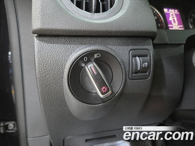 Volkswagen Tiguan 2.0 TSI 5N 2015 — фото 20
