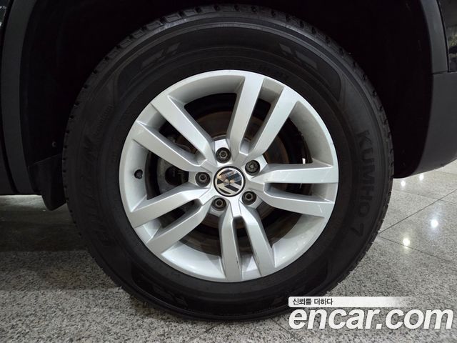 Volkswagen Tiguan 2.0 TSI 5N 2015 — фото 24