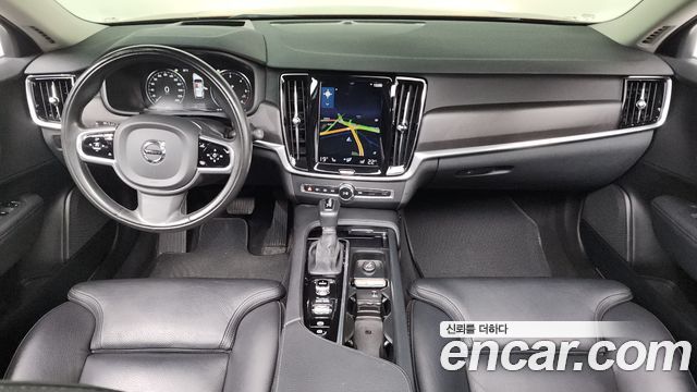 Volvo V90 Cross Country D5 AWD 2017 — фото 7