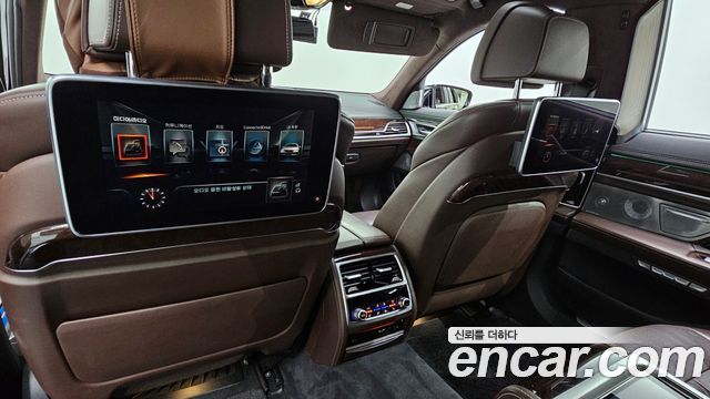 BMW 7 Series (G11) 750Li xDrive 2016 — фото 19