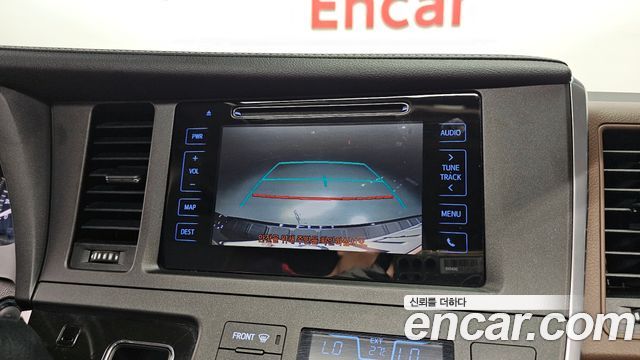 Toyota Sienna 3.5 AWD 2017 — фото 15