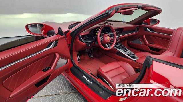 Porsche 911 (992) Turbo S Cabriolet 2022 — фото 10