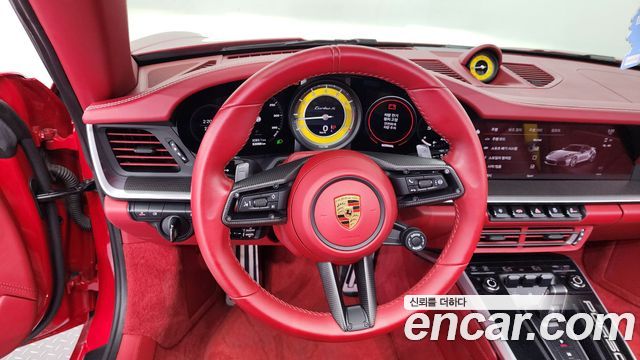 Porsche 911 (992) Turbo S Cabriolet 2022 — фото 13