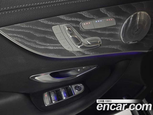 Mercedes-Benz E-Class (W213) E450 4MATIC Cabriolet 2021 — фото 16