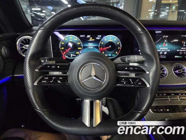 Mercedes-Benz E-Class (W213) E450 4MATIC Cabriolet 2021 — фото 17