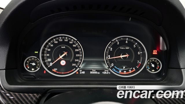BMW 5 Series (F10) 528i M Aero Dynamic 2016 — фото 8