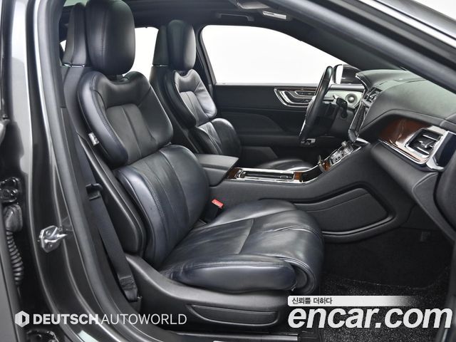 Lincoln Continental (X) 3.0 AWD 2017 — фото 10