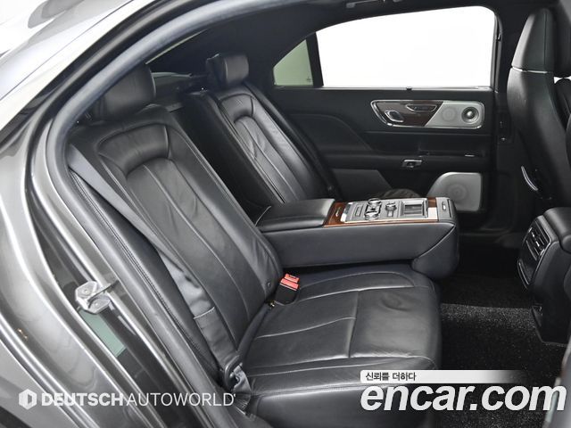 Lincoln Continental (X) 3.0 AWD 2017 — фото 16