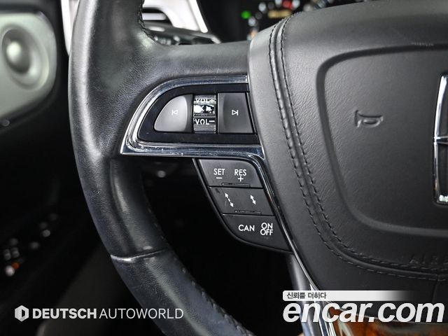 Lincoln Continental (X) 3.0 AWD 2017 — фото 21