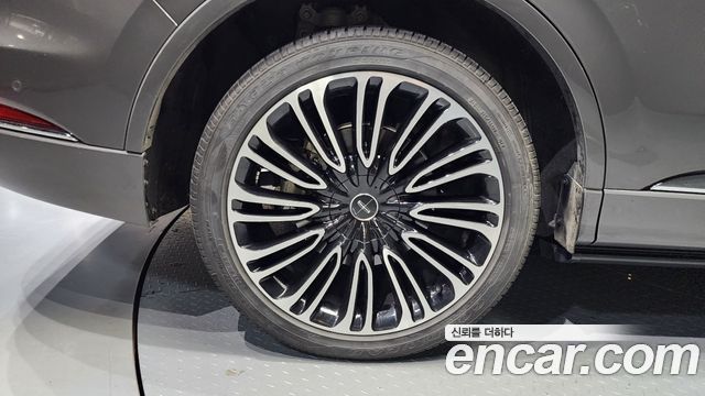 Lincoln Aviator (II) 3.0 Black Label AWD 2022 — фото 5