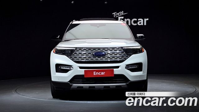 Ford Explorer (VI) 2.3 LimIted 4WD 2020 — фото 3