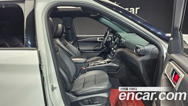 Ford Explorer (VI) 2.3 LimIted 4WD 2020 — фото 10