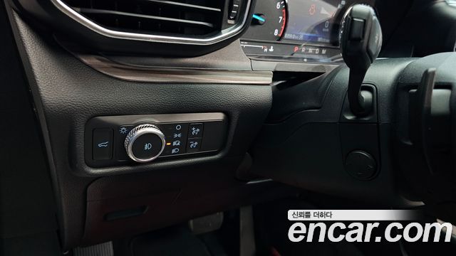 Ford Explorer (VI) 2.3 LimIted 4WD 2020 — фото 16