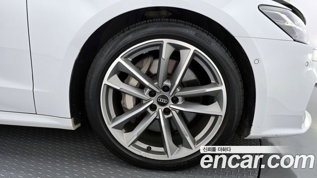 Audi A7 (4K) 55 TFSI Quattro Premium 2020 — фото 5