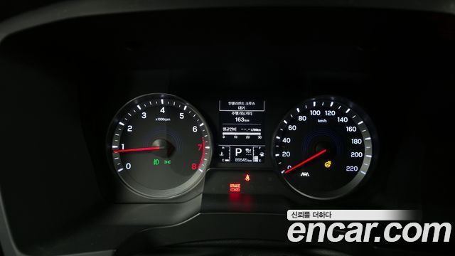 KG Mobility (SsangYong) Beautiful Korando Gasoline 1.5 2WD C5 Plus 2022 — фото 8