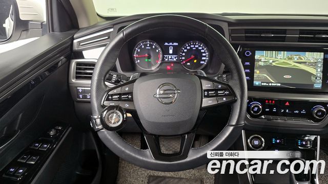 KG Mobility (SsangYong) Beautiful Korando Gasoline 1.5 2WD C5 Plus 2022 — фото 14
