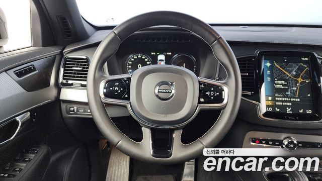 Volvo XC90 (II) T8 R-Design Hybrid 2021 — фото 13