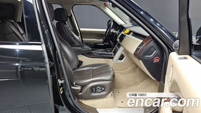Land Rover Range Rover (IV) 4.4 SDV8 Vogue SE DIESEL 2016 — фото 15