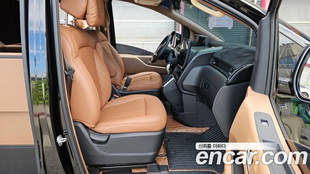 Hyundai Staria 2WD Camping Car Special Vehicle 2023 — фото 11